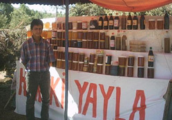 Balıyla markalaşmak istiyor