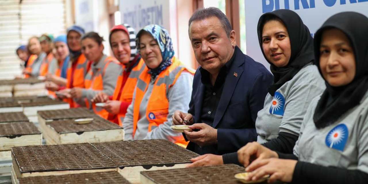 Belediye personeline 2023 liralık 100. yıl ikramiyesi