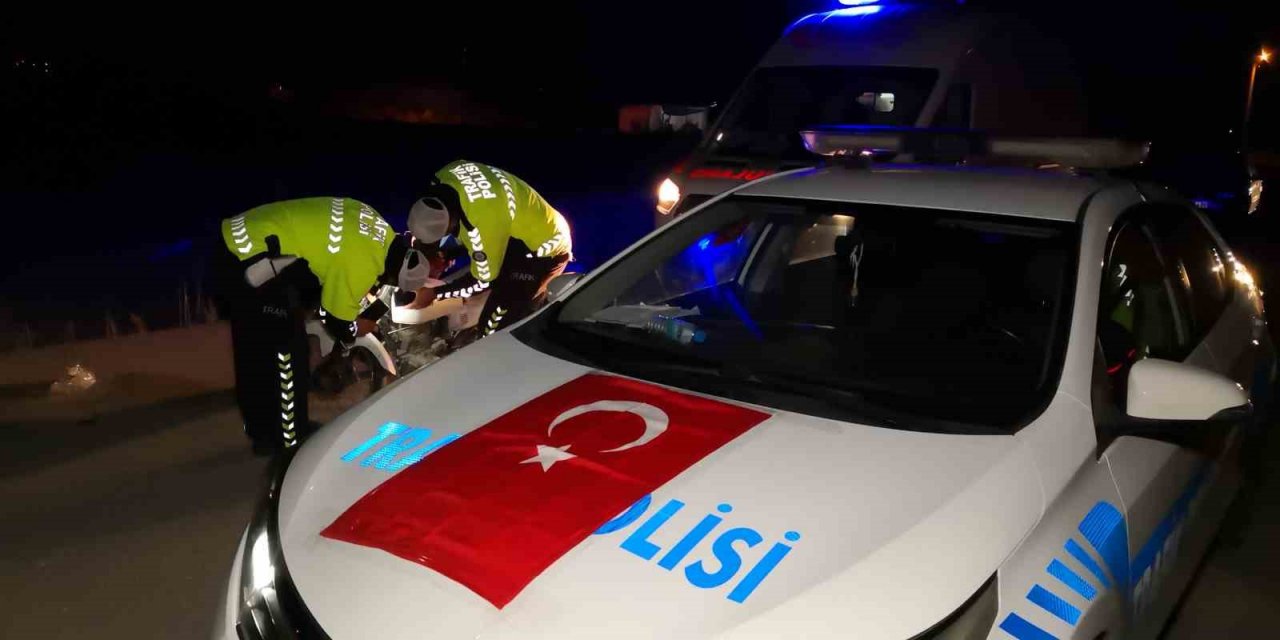 Aksaray'da feci kaza! Motosiklet sürücüsü ağır yaralandı