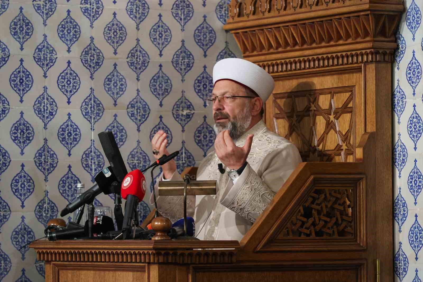 90 bin camide eller Filistin için semaya açıldı