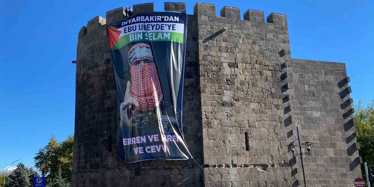 Diyarbakır Surları'na Hamas Sözcüsü Ebu Ubeyde'nin Posterini Astılar