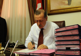 AKP'de 200 vekilin üstü çizilebilir