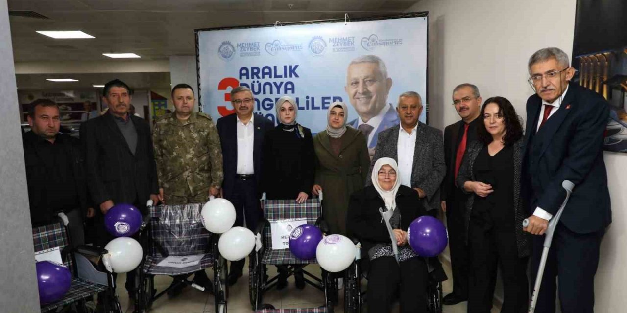 Afyon Belediyesi özel bireylerin yüzünü güldürdü