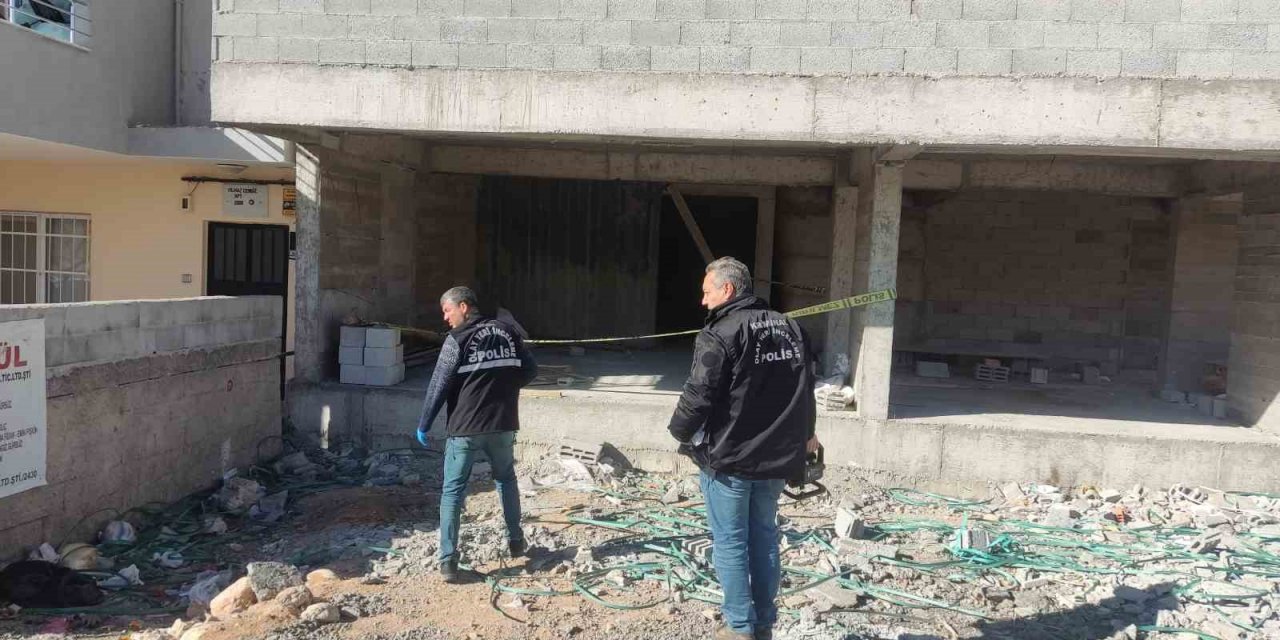 Çalıştığı inşaatta merdiven boşluğuna düşen İsmail Büyüksaraç hayatını kaybetti