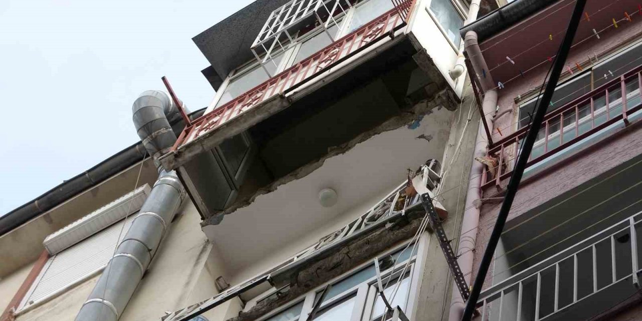 Muzaffer Gümüş can vermişti: O balkonun çökme anını kamera kaydetti