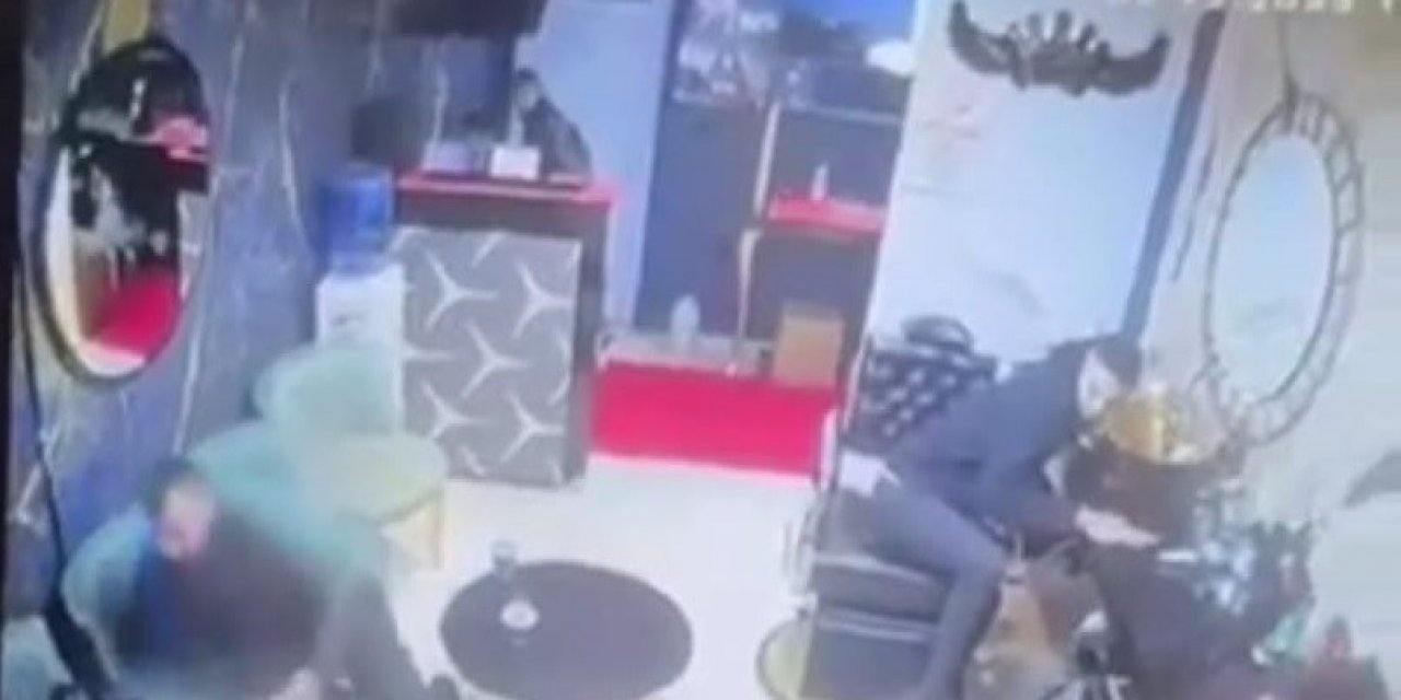 Berberdeki şahsa saldırı anı kameraya böyle yansıdı