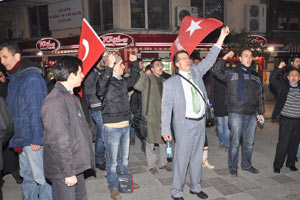 İşçi partililerden tutuklamalara protesto