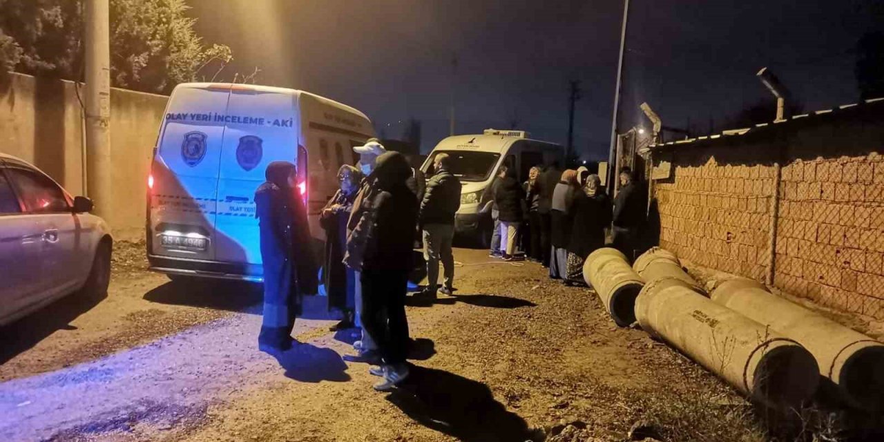 Oğlu tarafından bıçaklanan Fazile Çavdar hayatını kaybetti