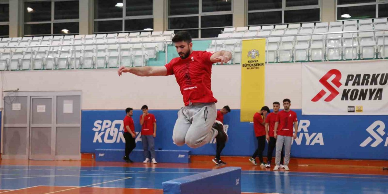 Parkur Konya, gençleri fiziki yeterlilik sınavlarında başarıya taşıyor