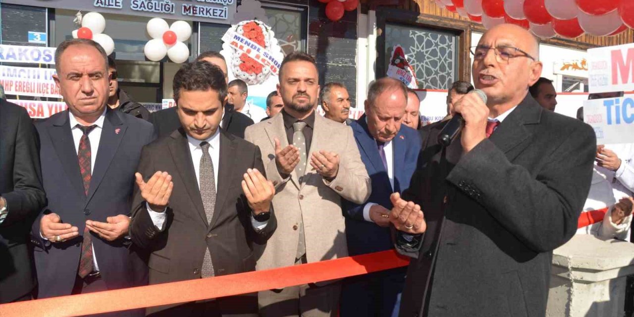 Başkanın kendi imkanlarıyla yaptırdığı Durdane-Hulusi Oprukçu Aile Sağlığı Merkezi açıldı