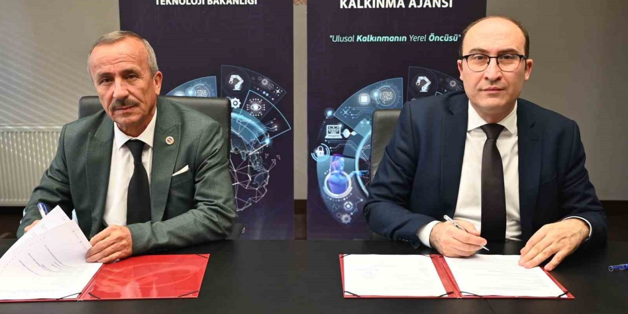 Yalıhüyük'e Yeni Bir Soluk: Tekstil Üretim Merkezi Projesi Yola Çıktı