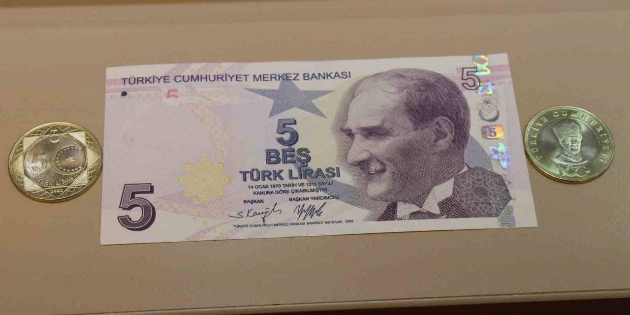 Kuyumcular madeni 5 lirayı daha avantajlı buldu