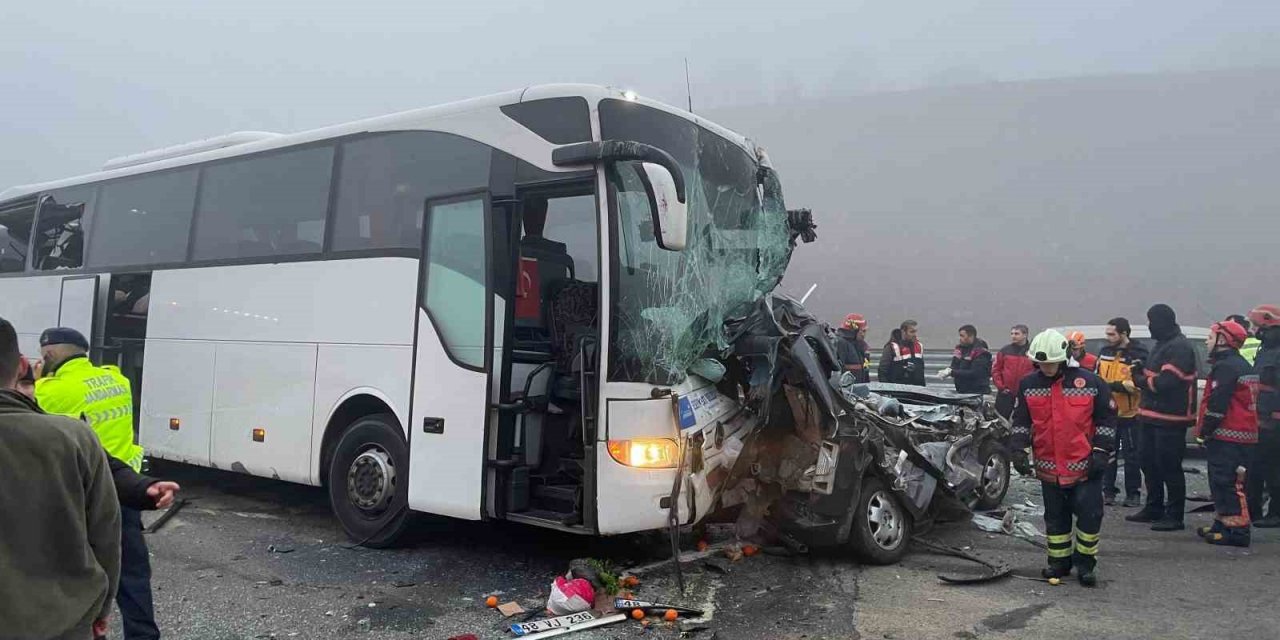 10 kişinin öldüğü katliam gibi kazada 63 yaralıdan 45’i taburcu edildi