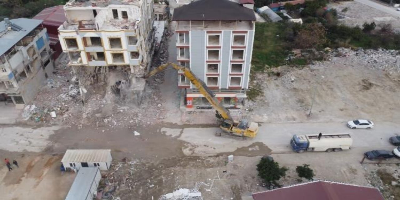 Depremden 11 ay sonra havadan görüntülendi