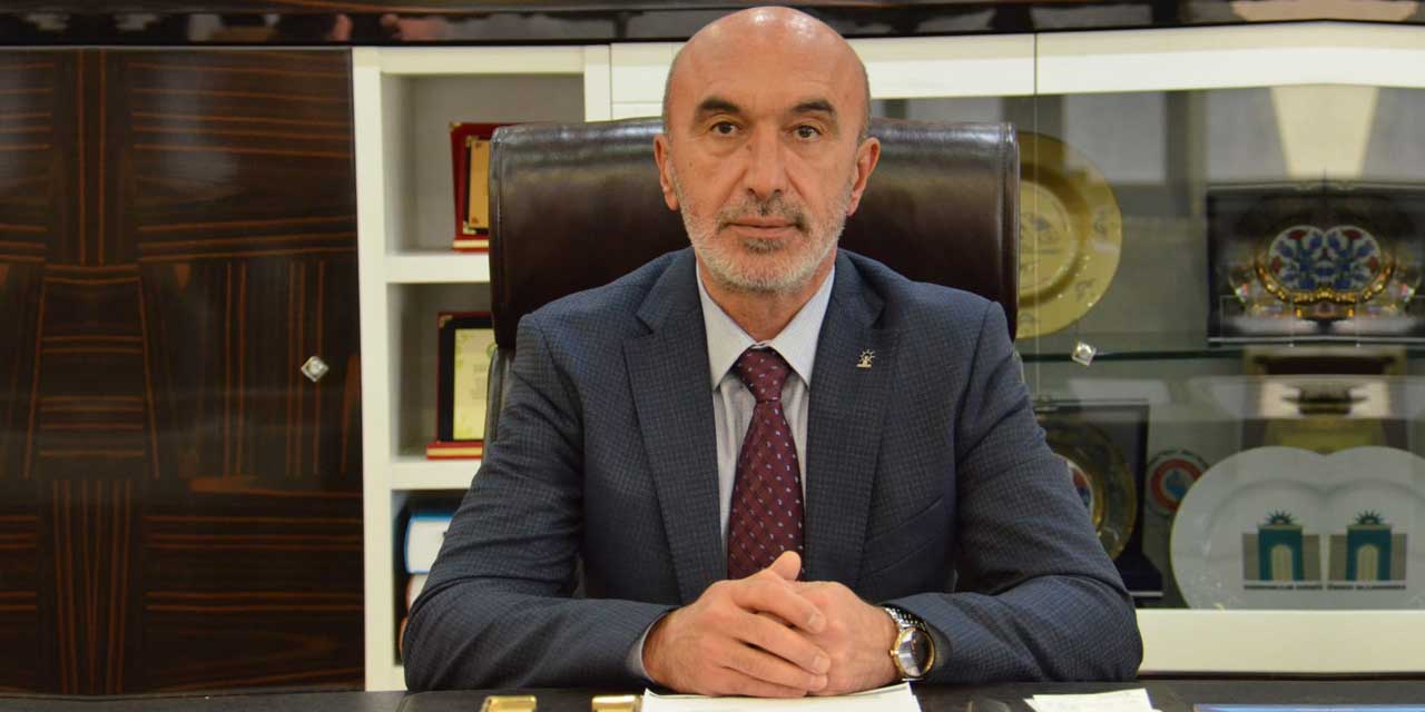 AK Parti Konya İl Başkanı Hasan Angı, Çalışan Gazetecileri Kutladı
