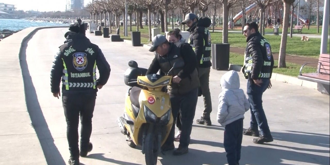 Yürüyüş yolunda motor kullanan sürücülere ceza yağdı