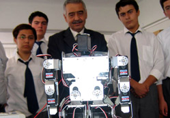 Türk öğrenciler robot yapıyor