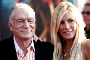 Playboy'un patronunun yemeği zehirledi