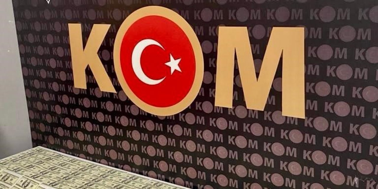 İş yerine sahte dolar vermek isterken yakalandı