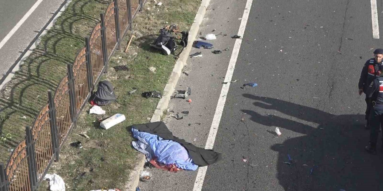 Kahreden kaza: Aynı aileden 3 kişi can verdi