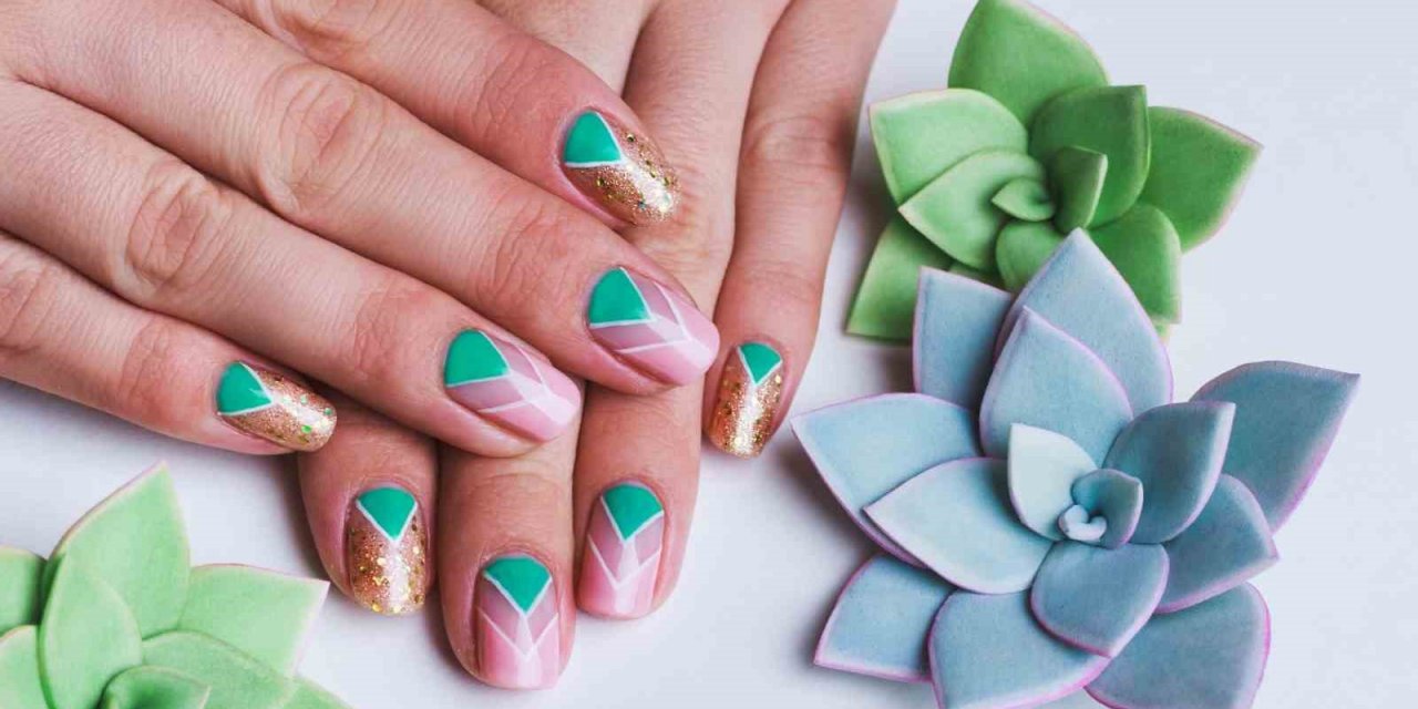 Dermatolog Uyarıyor: Kalıcı Oje Tutkunlarına Önemli Tavsiyeler