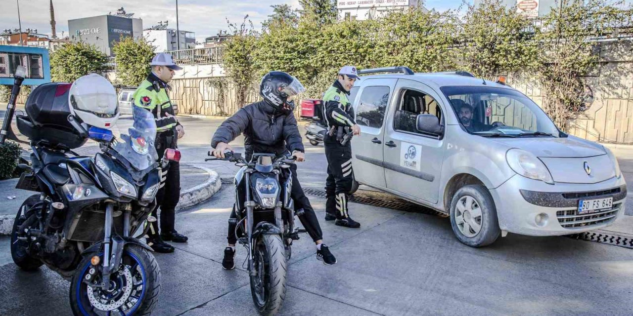 Yolunu kısaltmaya çalışırken ceza yedi