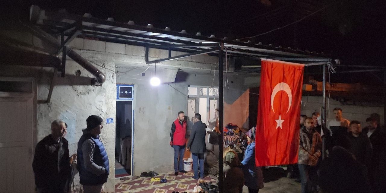 Hatay’ın şehidi var: Sözleşmeli Er Adem Kel'in baba evine acı haber verildi