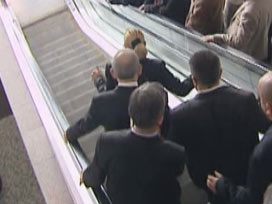 Gandi çıkan merdivenden inerse VİDEO