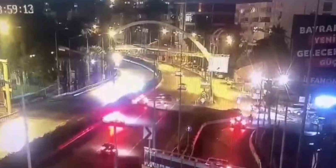 Sürücünün can verdiği kaza kamerada