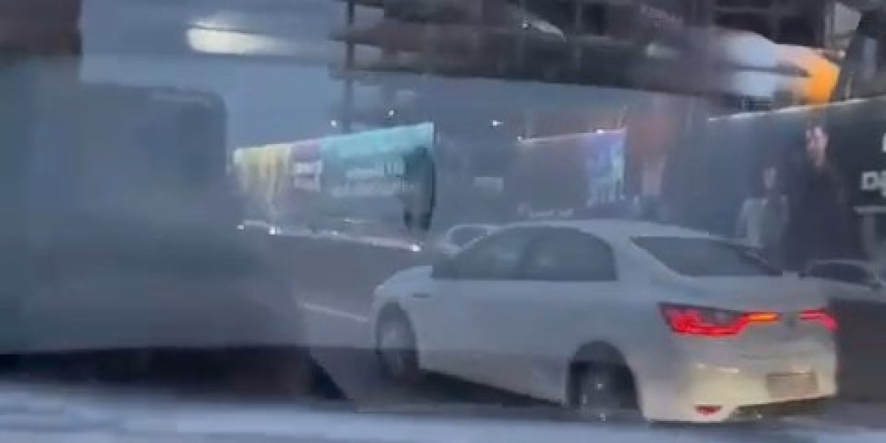 İETT şoförü, çarptığı aracın sürücüsünü ezmeye çalıştı