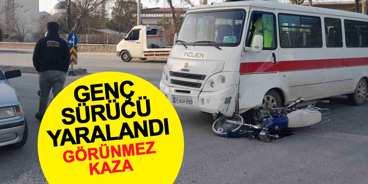 Motosiklet ile minibüs çarpıştı: Yola savrulan genç sürücü hastaneye kaldırıldı