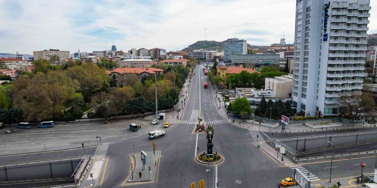 Başkent bayramda hayalet şehre dönüştü