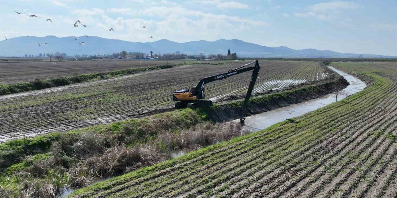 Adana Ceyhan Ovasında Tarıma Destek: Modern Sulama Projeleri Yolda