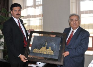 Pakistan Ulusal Meclisi Başkan Yardımcısı Kundi Konya'da