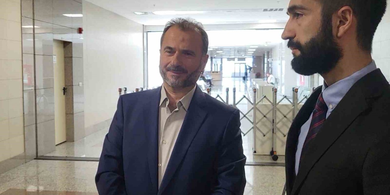 Fatih Camii’nde imama saldıran sanığın yargılanmasına başlandı