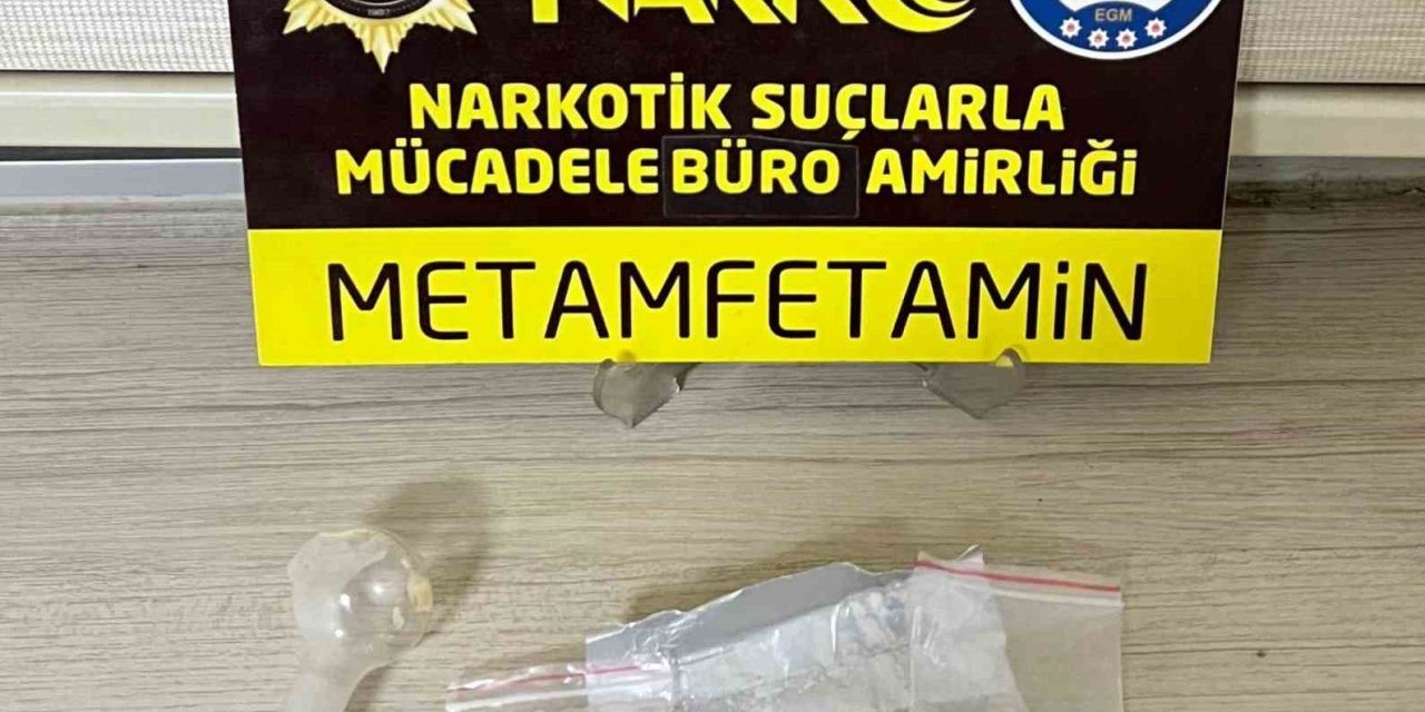 Akşehir'de uyuşturucu operasyonu: 3 gözaltı