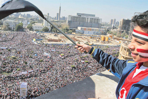 Tahrir'de gövde gösterisi