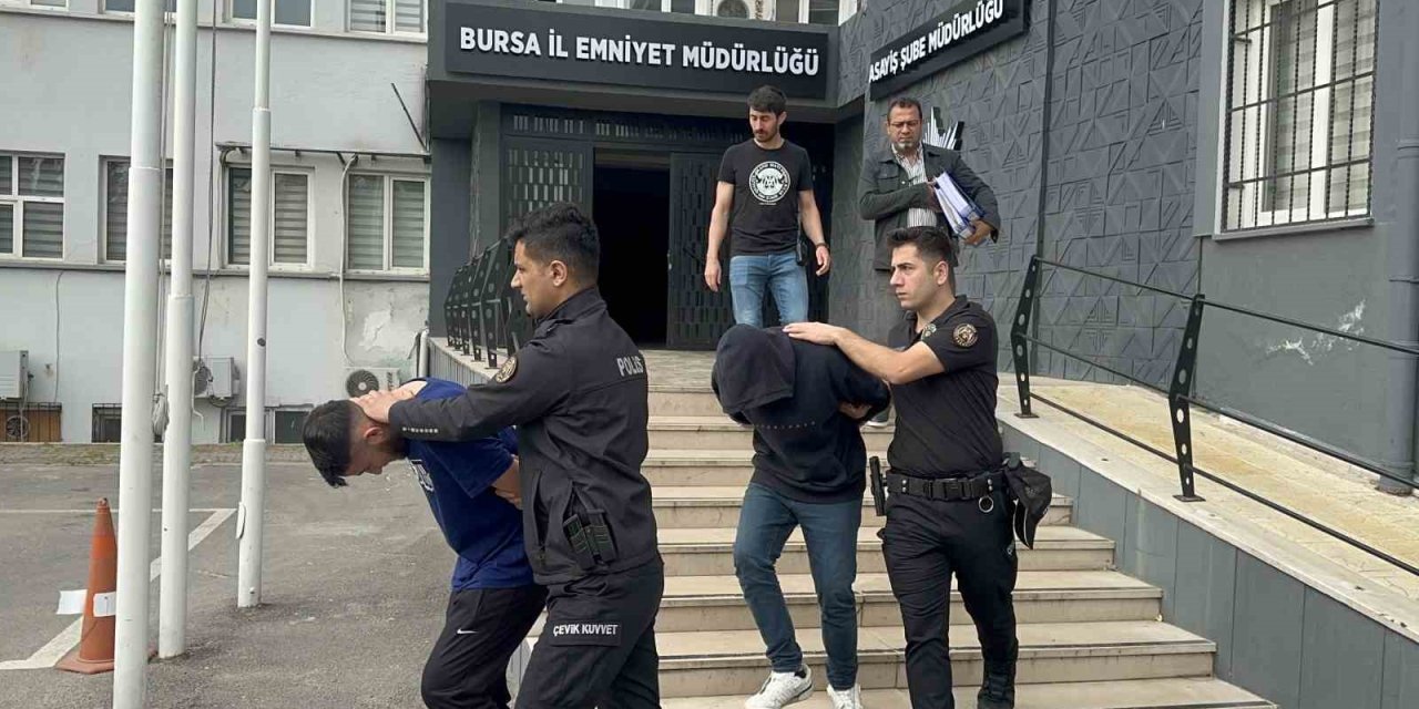 Sahte genç kız çetesi çökertildi