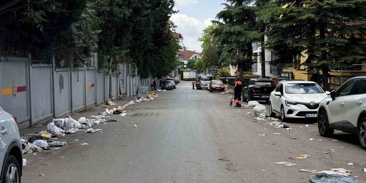Kupayı Galatasaray aldı, çöpü belediyeye kaldı