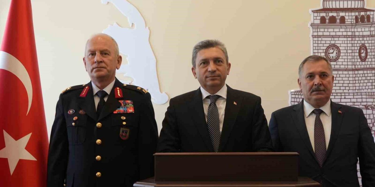 Antalya Valisi: FTI'nın İflası Antalya Turizmini Olumsuz Etkilemeyecek