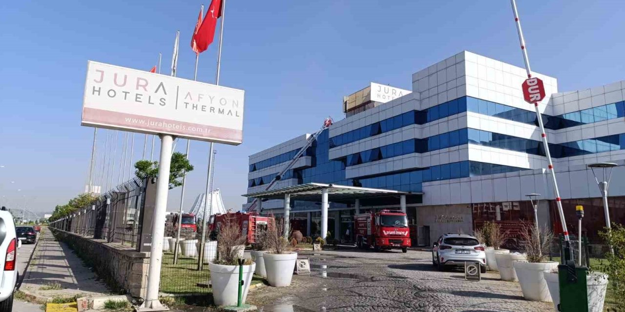 Afyon'da 5 yıldızlı termal otelde yangın çıktı: 6 kişi hastaneye kaldırıldı