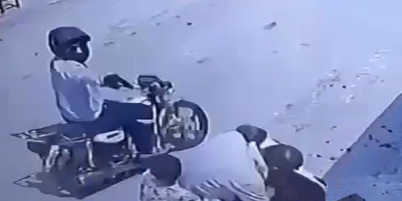 Torunlarıyla Motosikletle Giden Dede Silahlı Saldırıya Uğradı: O Anlar Kamerada