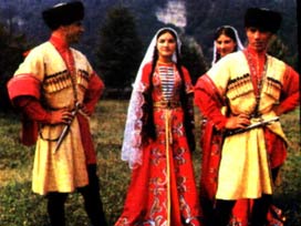 Çerkesler de 'anadilde eğitim' istedi