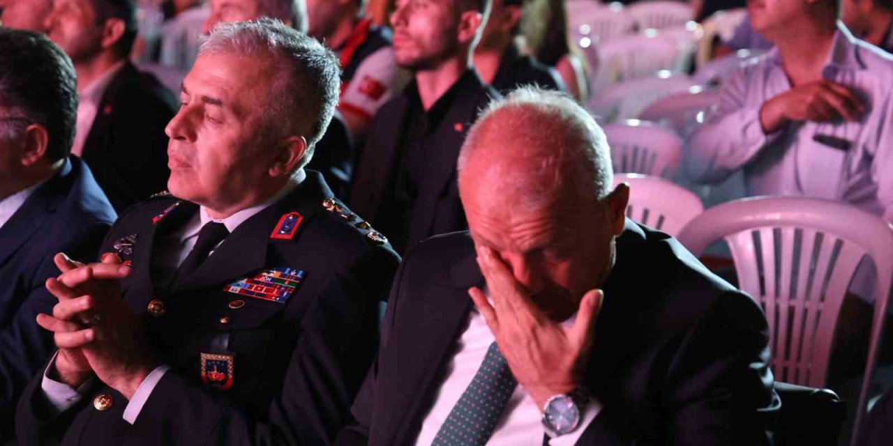 Vatandaşlar Tek Yürek Oldu: Emniyet Müdürü Gözyaşlarını Tutamadı