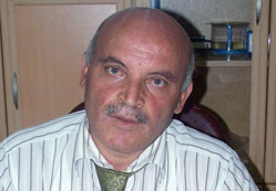 Sevgilerini yola yazdılar