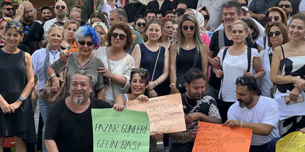 Berber ve Kuaförlerden Pazar Günü Kapanma Kararına Tepki