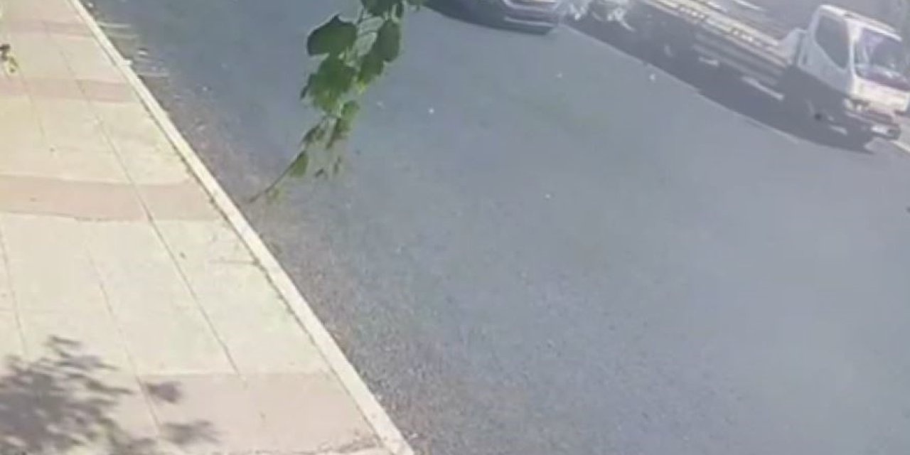 Baba ve Oğulun Hayatını Kaybettiği Motosiklet Kazası Kamerada