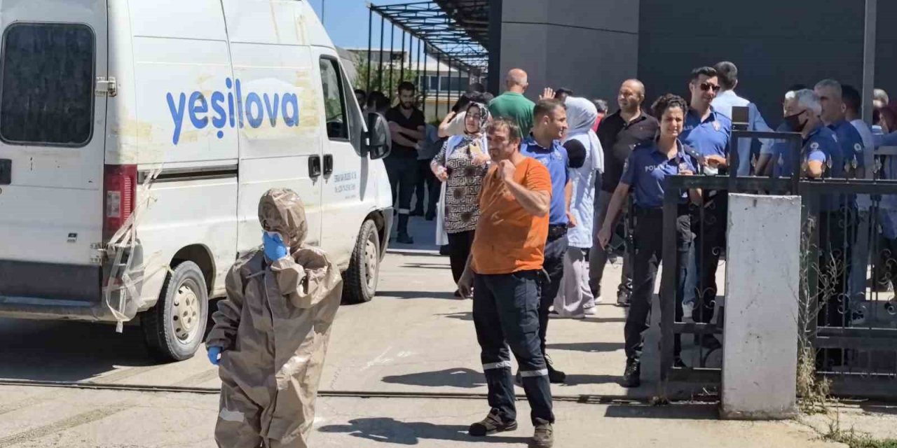 Tekstil Fabrikasında Kimyasal Sızıntı: 11 İşçi Hastaneye Kaldırıldı