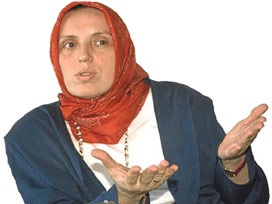 "Kadın, hacda bile tacize uğruyor"