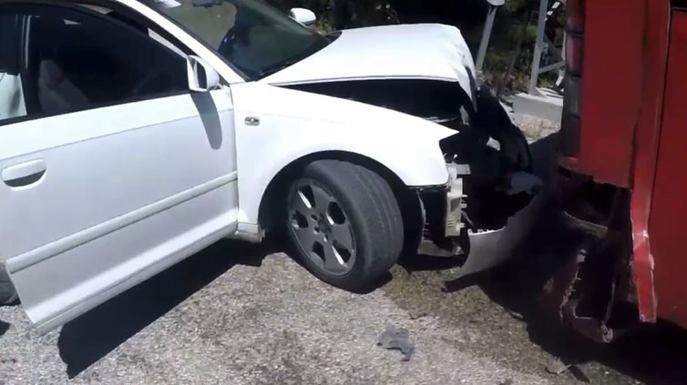 Alanya'da kaldırılması yine gündemde! Direksiyonu bırakıp su savaşına daldı